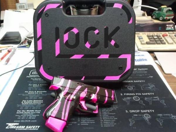 Hot Pink Zebra Stripe Glock 26 Gen3-0